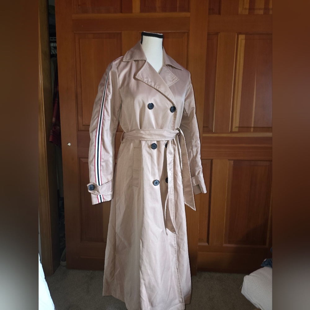 Lili Sidonio Molly Bracken Women's Full Length Tan Trench Coat Size S